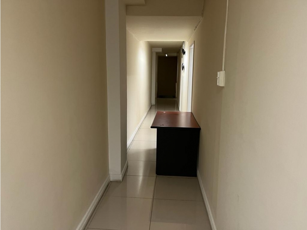 Venta de local comercial/oficina en Hato Pintado (Plaza Agora) GTA — foto 3