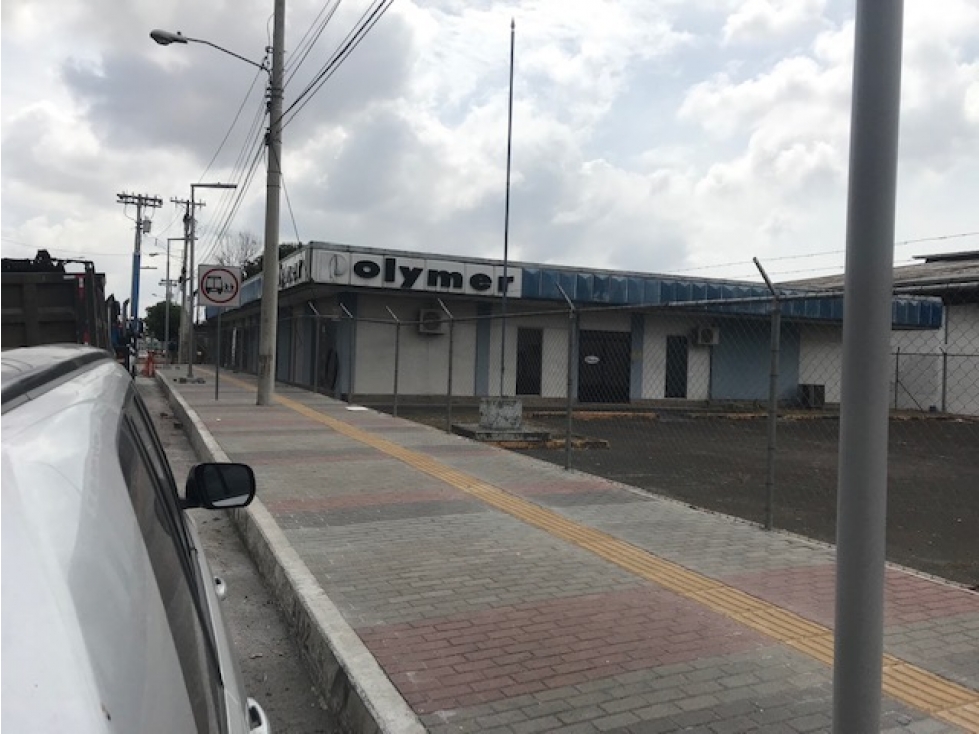 Venta de terreno comercial en Vía Tocumen GTA - 3