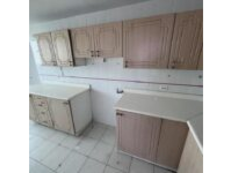 Venta de apartamento en Campo Alegre (Torre Cosmos) GTA — foto 2