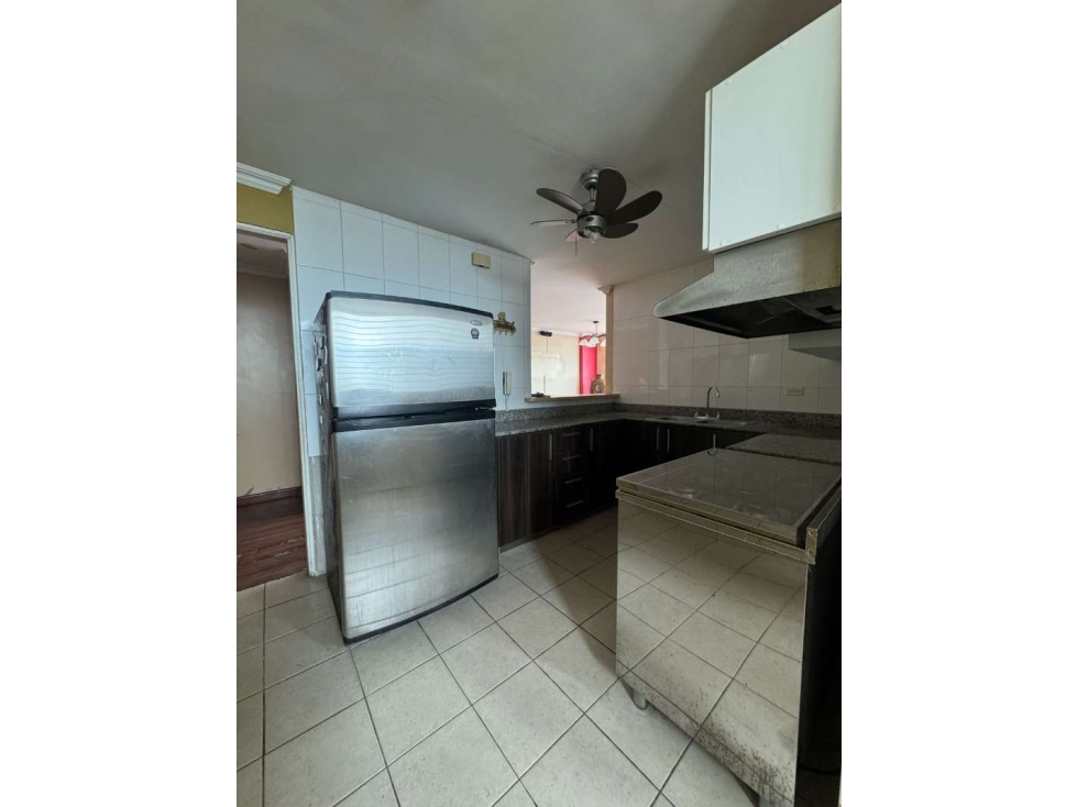 Venta de apartamento en Miraflores, Betania (Blue Tower) GTA — foto 3
