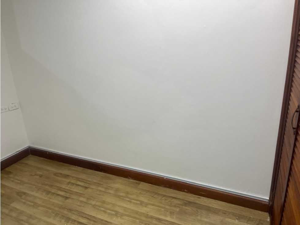 Venta o alqiiler de oficina en Marbella (PH Twin Tower) GTA — foto 3
