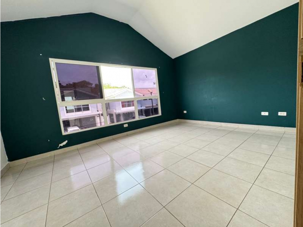 Venta de duplex en Paseo del Norte (PH Aventura) GTA - 3