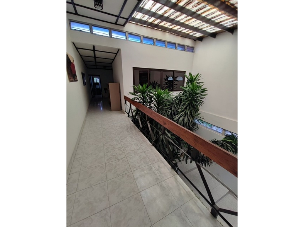 Venta de casa comercial en Betania (Los Angeles) GTA — foto 3