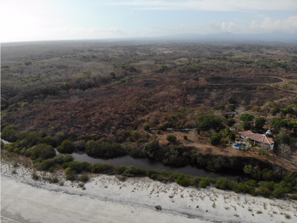 Venta de finca con frente de playa en San Carlos (El Higo) GTA - 4