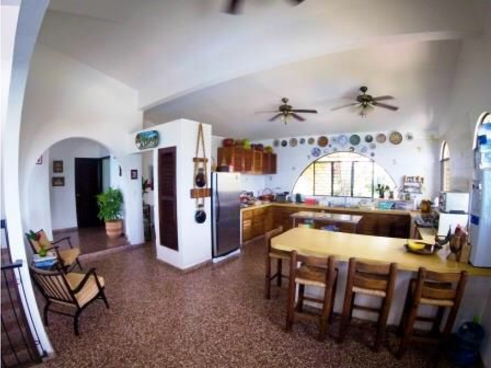Venta de casa de playa de lujo en Sea Cliff GTA - 4