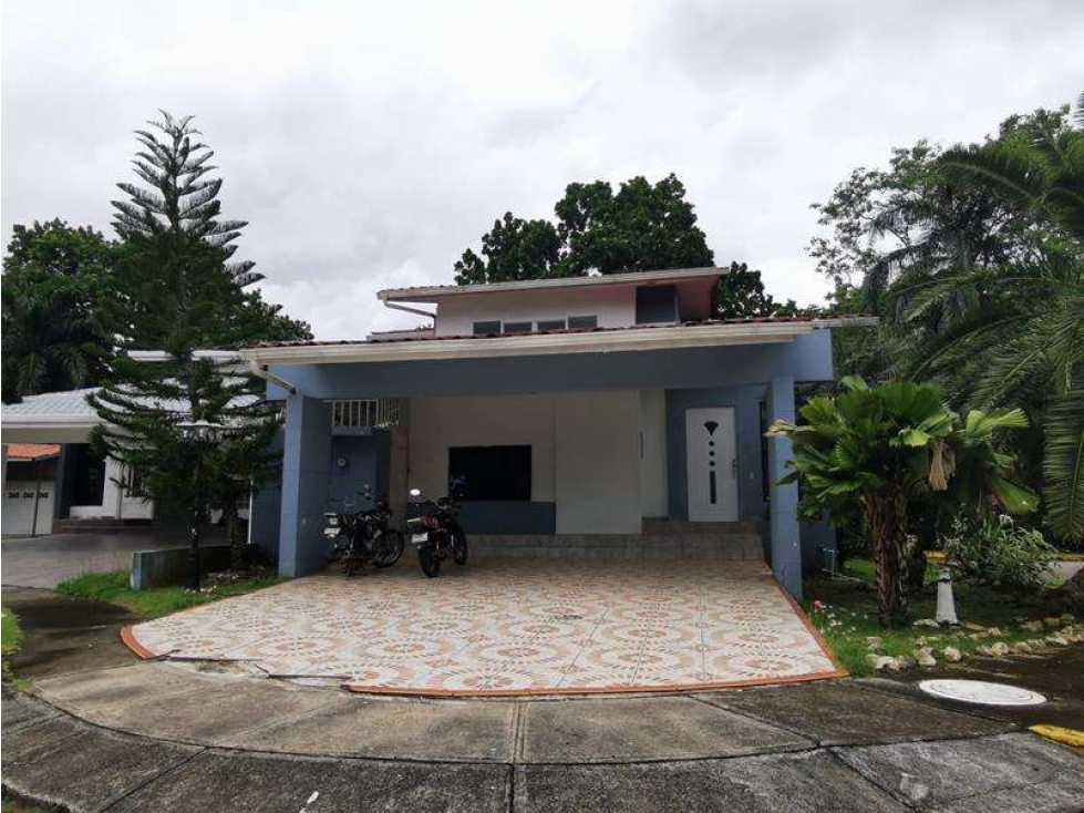 Venta de casa en Bosques de Espinar (Cristóbal), Colón GTA - 4