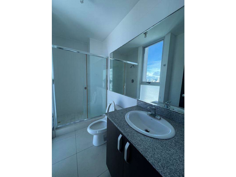 Venta de apartamento de San Francisco (Waterfalls) GTA — foto 4