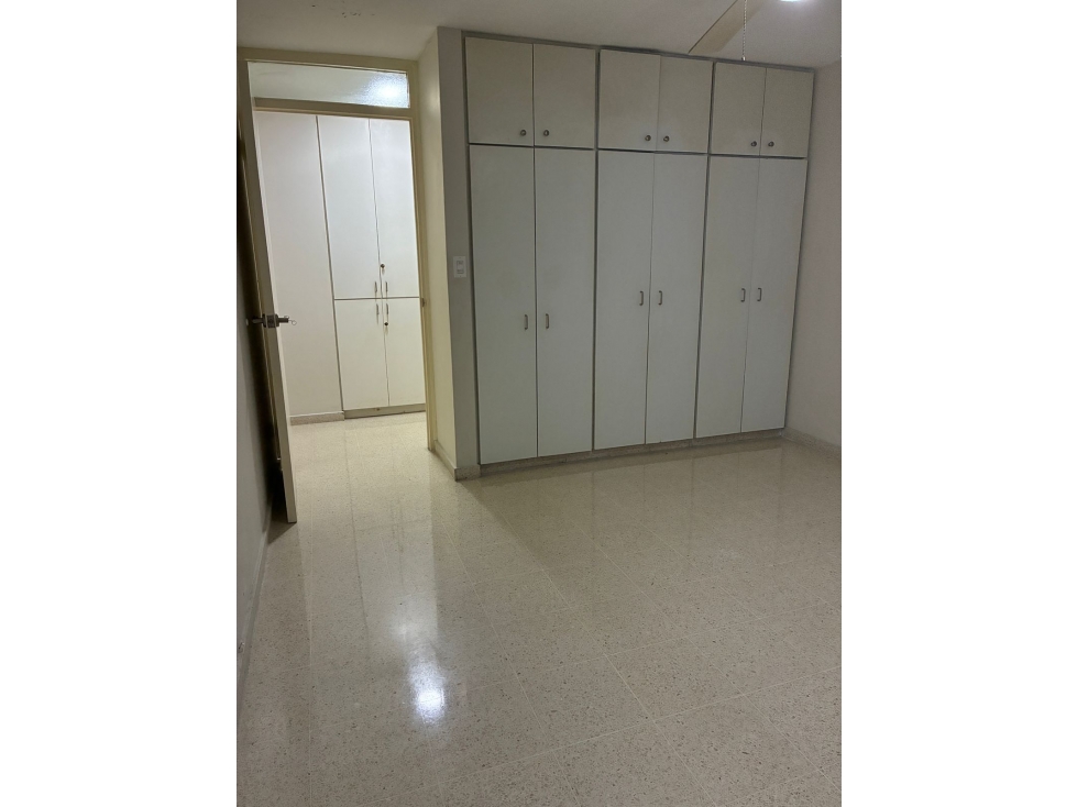 Venta de apartamento en Marbella (Torre del Sol) GTA — foto 4