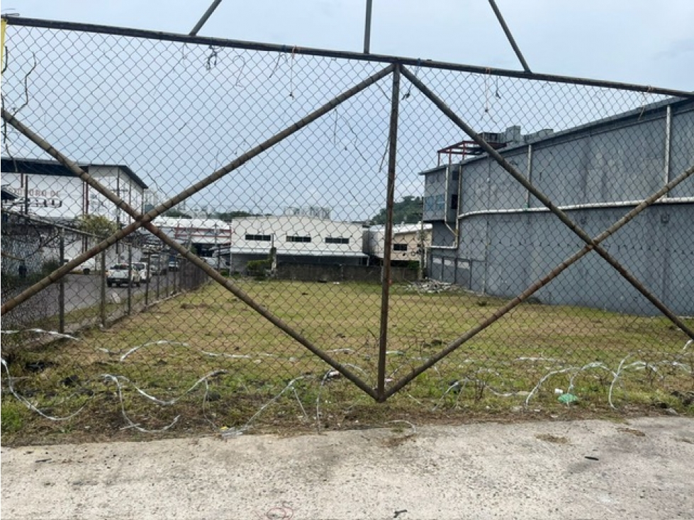 Venta de terreno comercial/industrial en Avenida Ricardo J Alfaro GTA — foto 4