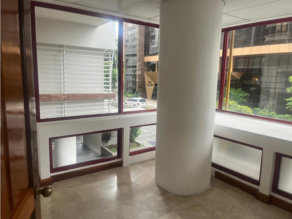 Venta o alqiiler de oficina en Marbella (PH Twin Tower) GTA — foto 5
