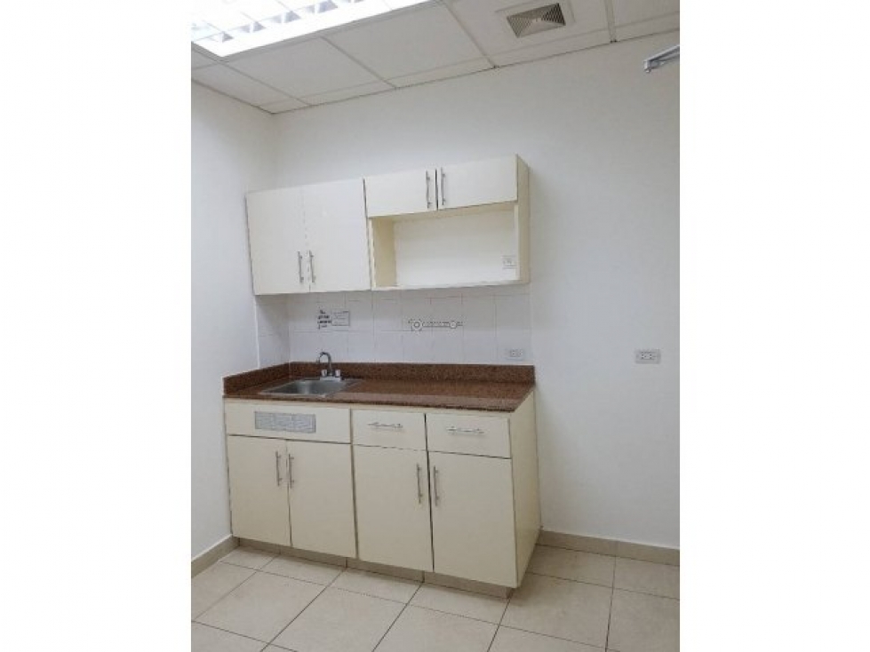 Venta de oficina en Costa del Este (Capital Plaza) GTA — foto 5