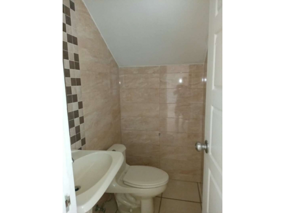 Venta de casa en Brisas del Golf Norte (PH Augusta) GTA — foto 5
