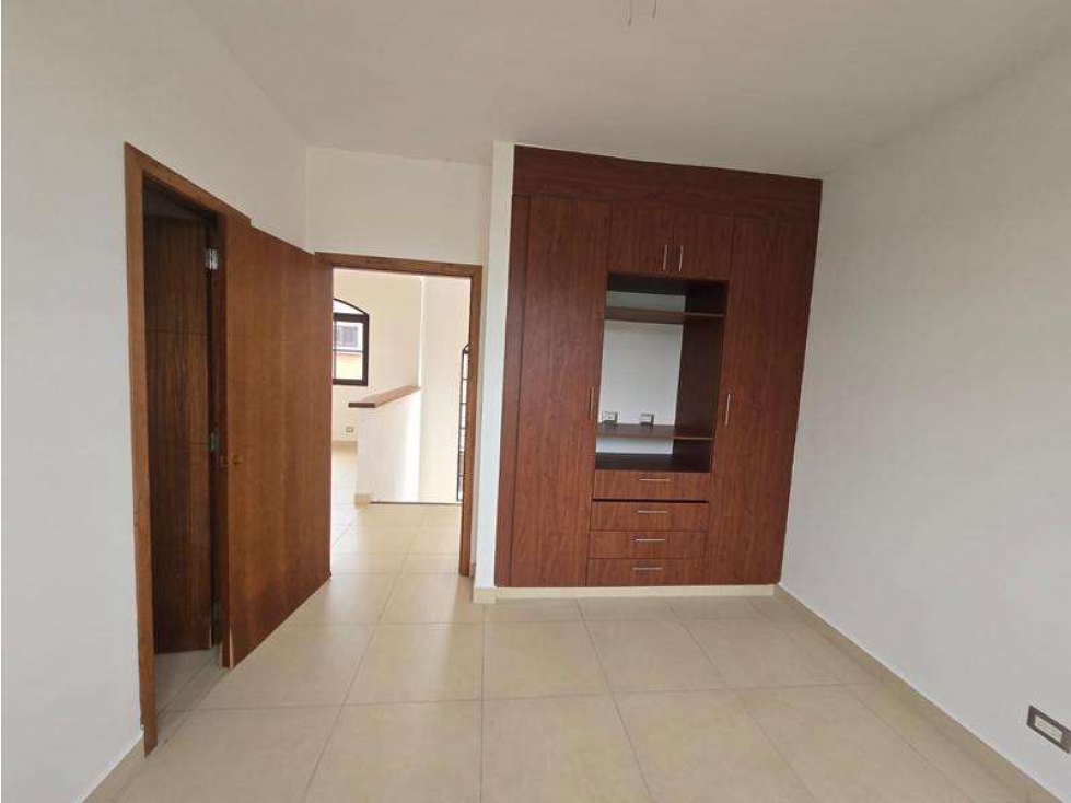 Venta de casa en Versalles (PH El Doral) GTA — foto 6
