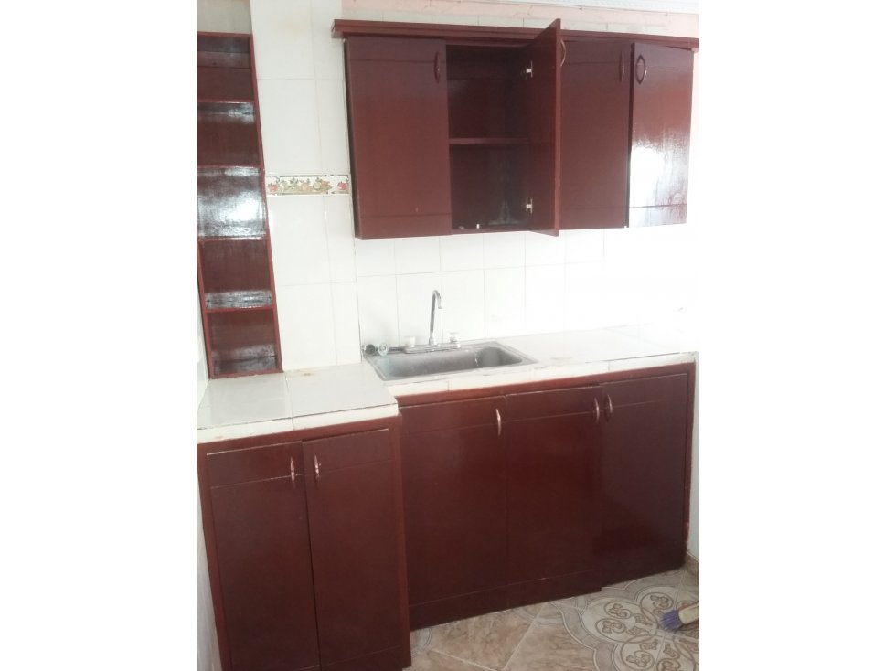 VENTA APARTAMENTOS PRIMER PISO -URB. LOS JARDINES -CARTAGENA — foto 4