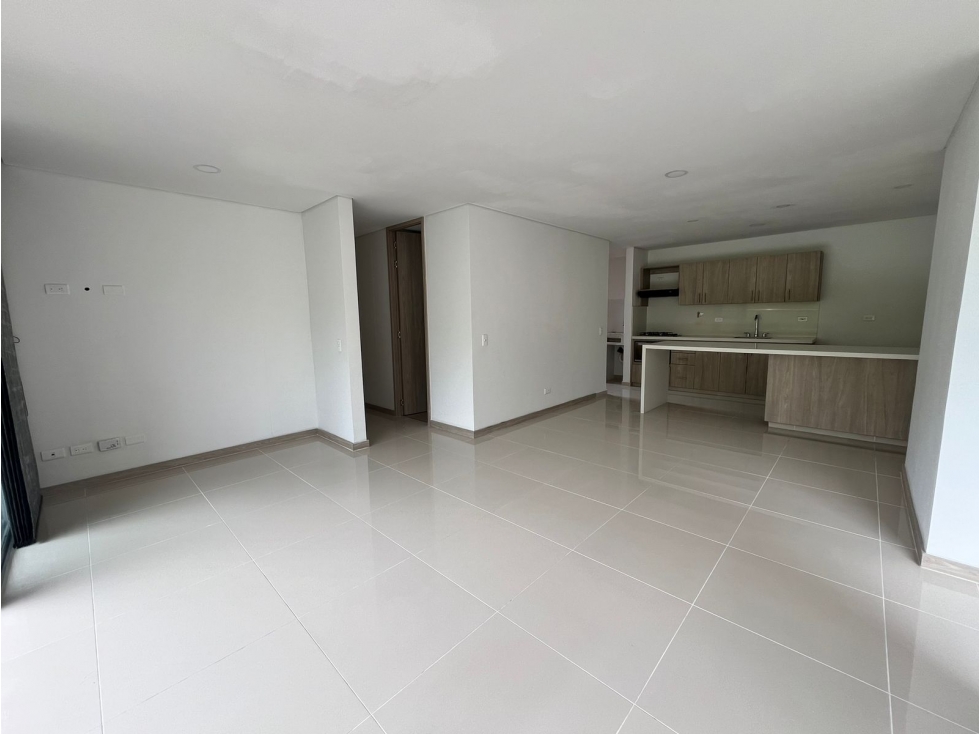 Apartamento para la venta en Envigado, 2 parqueaderos y útil. — foto 4
