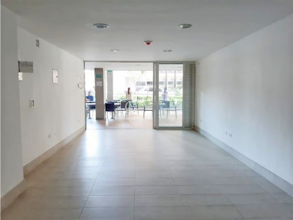 Local para la Venta en Mall Comercial en Bello, sector Niquia - 4