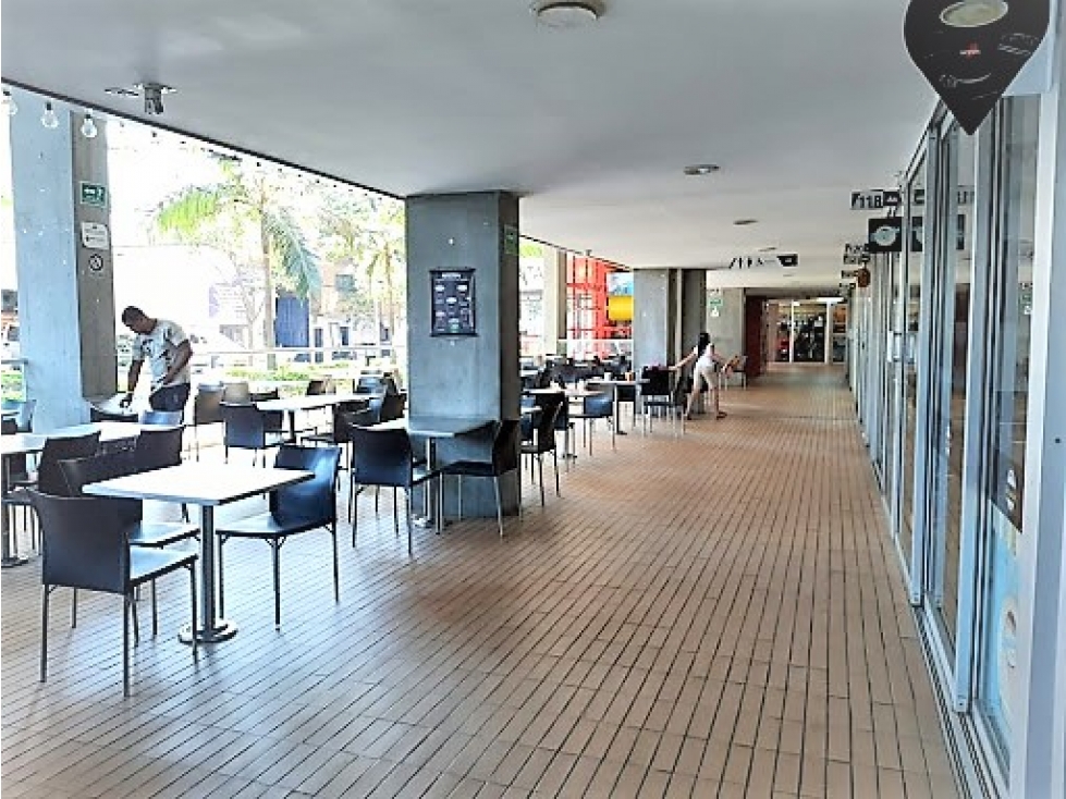 Local para la Venta en Mall Comercial en Bello, sector Niquia - 3