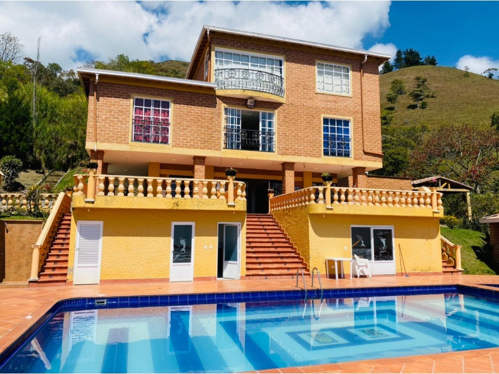 Finca para la venta en Girardota, vereda Portachuelo — foto 2