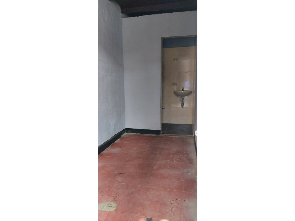 SE VENDE CASA CON TRES LOCALES EN SAN FRANCISCO BUCARAMANGA SANTANDER - 6