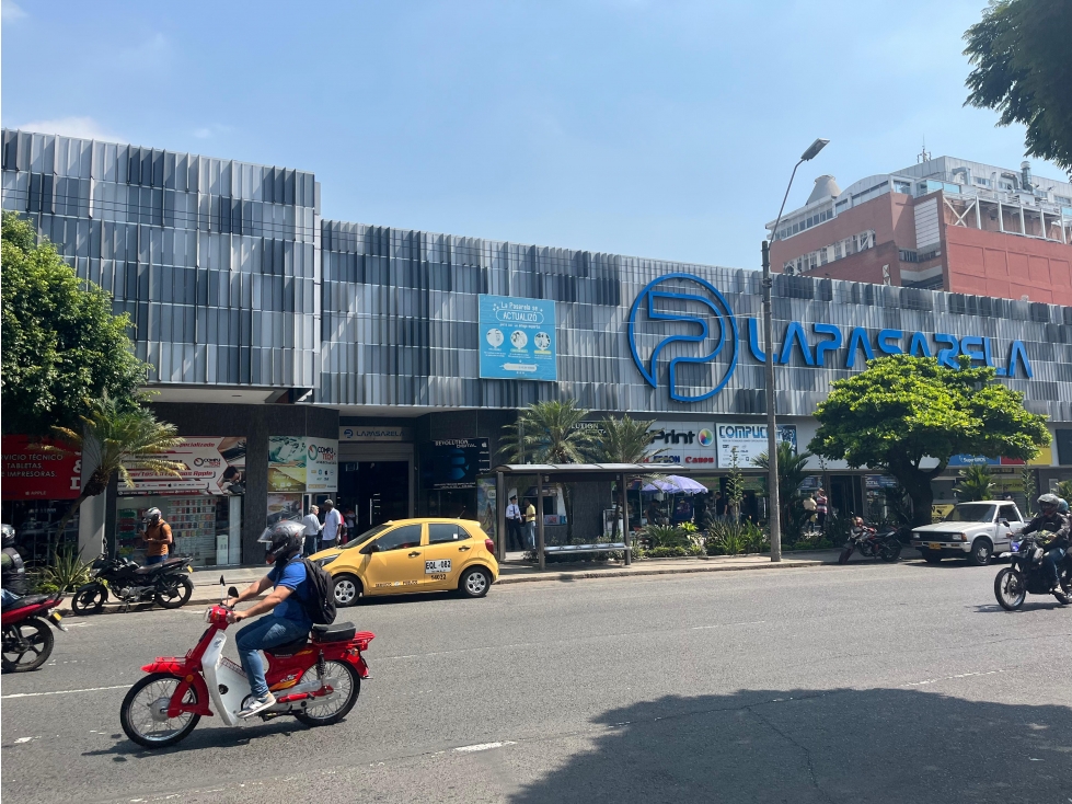 Venta Locales centro comercial Pasarela cali Valle del Cauca - 2