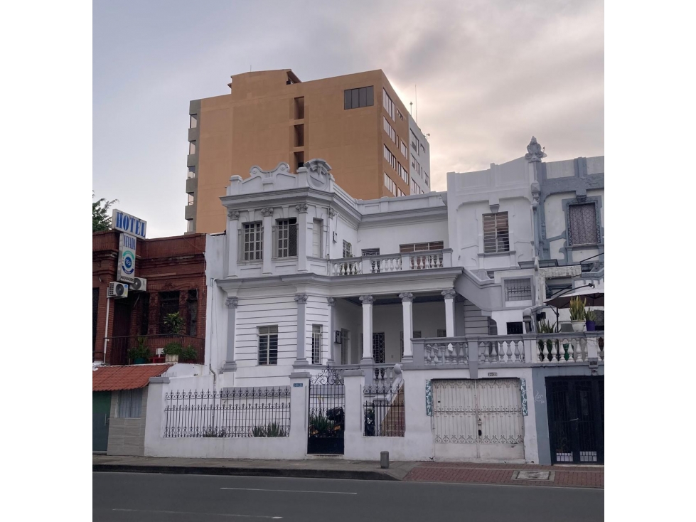 CASA COMERCIAL EN VENTA GRANADA NORTE CALI