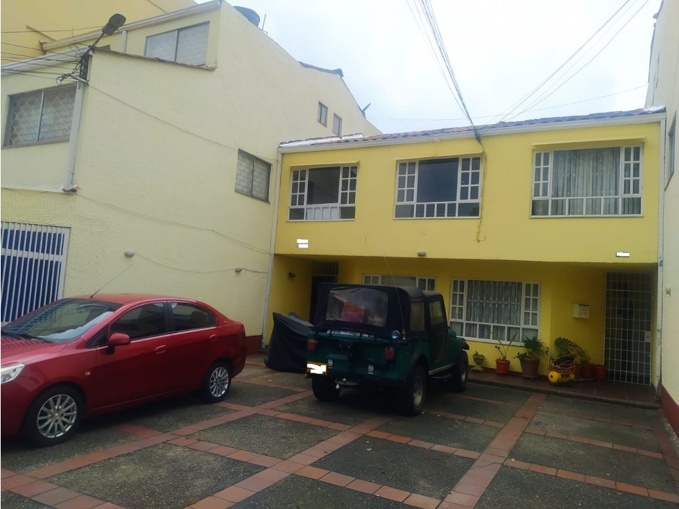 Vendo Casa - Barrio Modelia