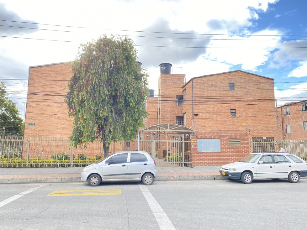 VENDO APARTAMENTO BARRIO MOLINOS DEL VIENTO - BOGOTA