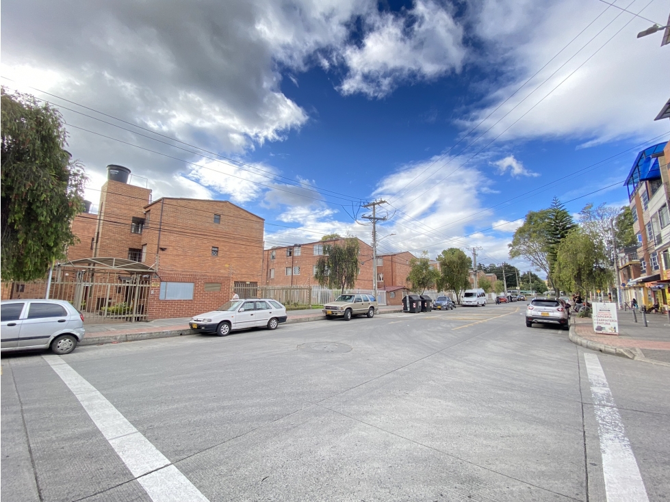 VENDO APARTAMENTO BARRIO MOLINOS DEL VIENTO - BOGOTA — foto 2
