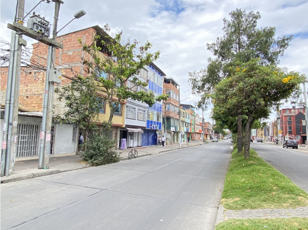 VENDO CASA BARRIO GARCES NAVAS - BOGOTA — foto 2
