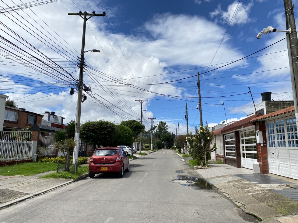VENDO CASA BARRIO MODELIA - BOGOTA — foto 3