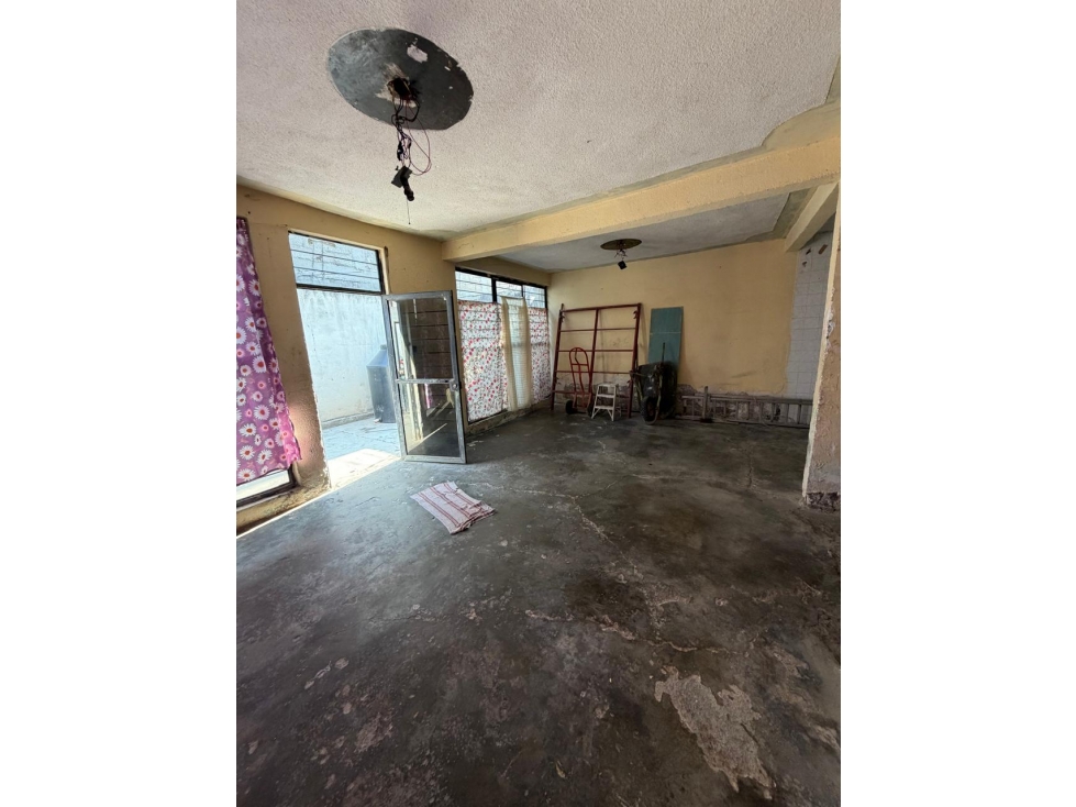 CASA 180M2 EN ESQUINA A 5MIN CENTRAL DE ABASTOS ECATEPEC - 5