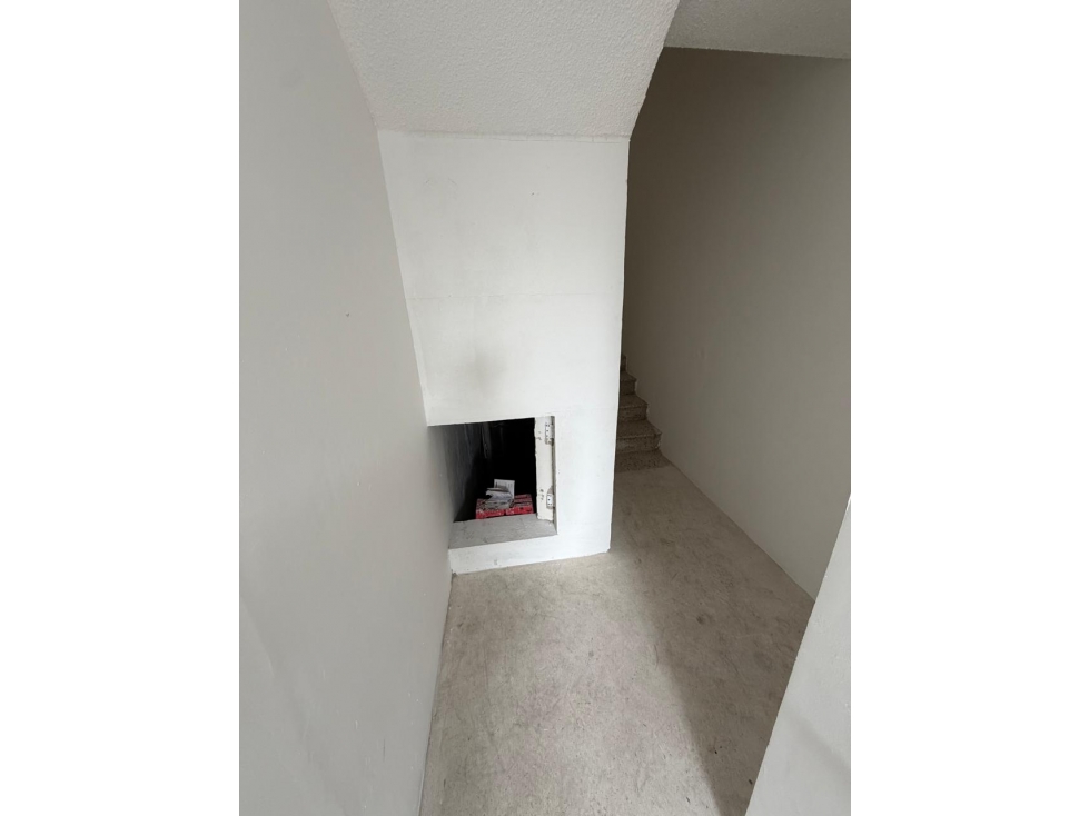 LOCAL 100 M2 DOS FRENTES AV. 20 DE NOVIEMBRE XALAPA CENTRO - 3