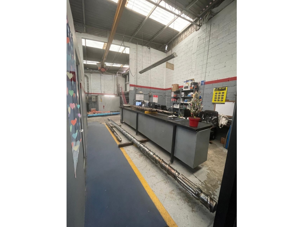 NAVE 300M2 CON 0FICINAS 60M2 TULTEPEC CERCA CTO MEXIQUENSE - 6