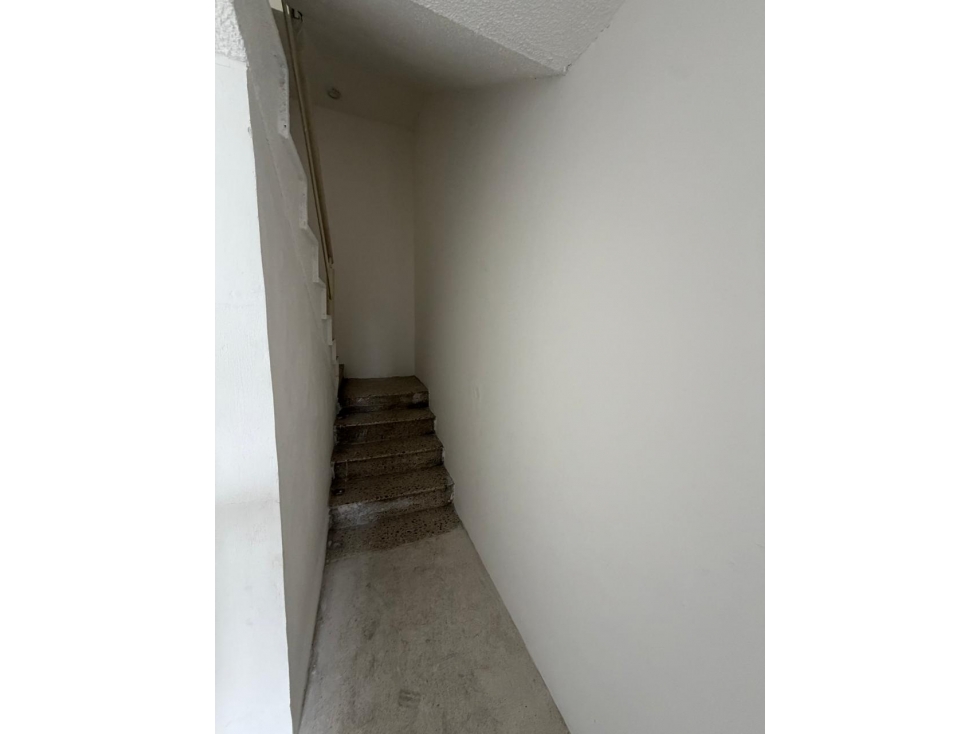 LOCAL 100 M2 DOS FRENTES AV. 20 DE NOVIEMBRE XALAPA CENTRO - 5