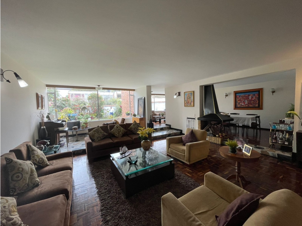 VENTA CASA NIZA ANTIGUA 296 M2