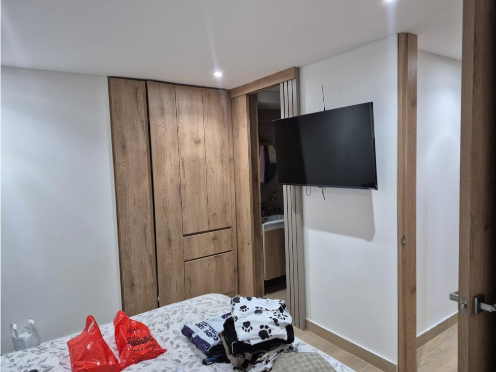 VENDO APARTAMENTO MIRANDELA 62M2 — foto 4