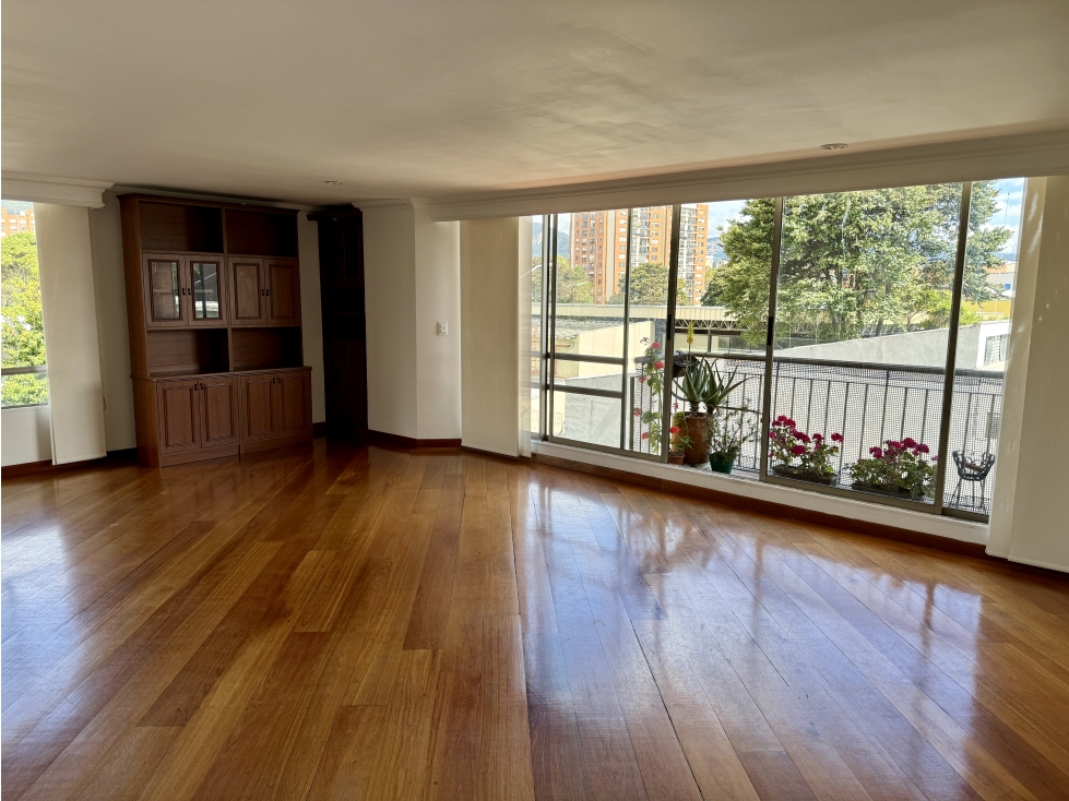 ARRIENDO APTO CEDRITOS - LAS MARGARITAS 110M2