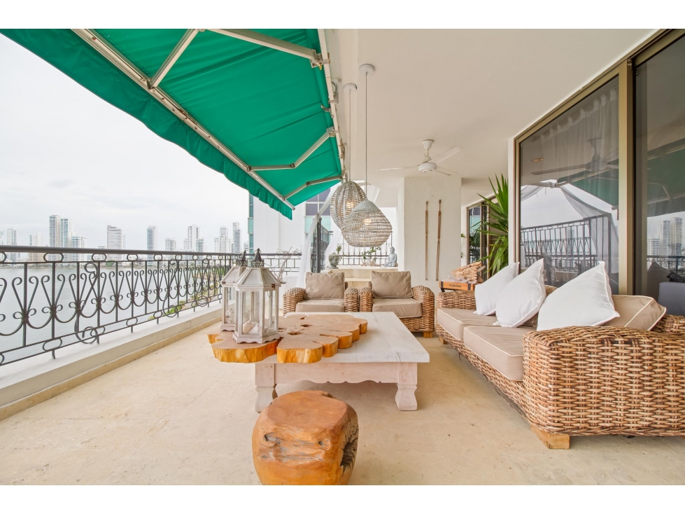 Apartamento Bocagrande sobre la bahia