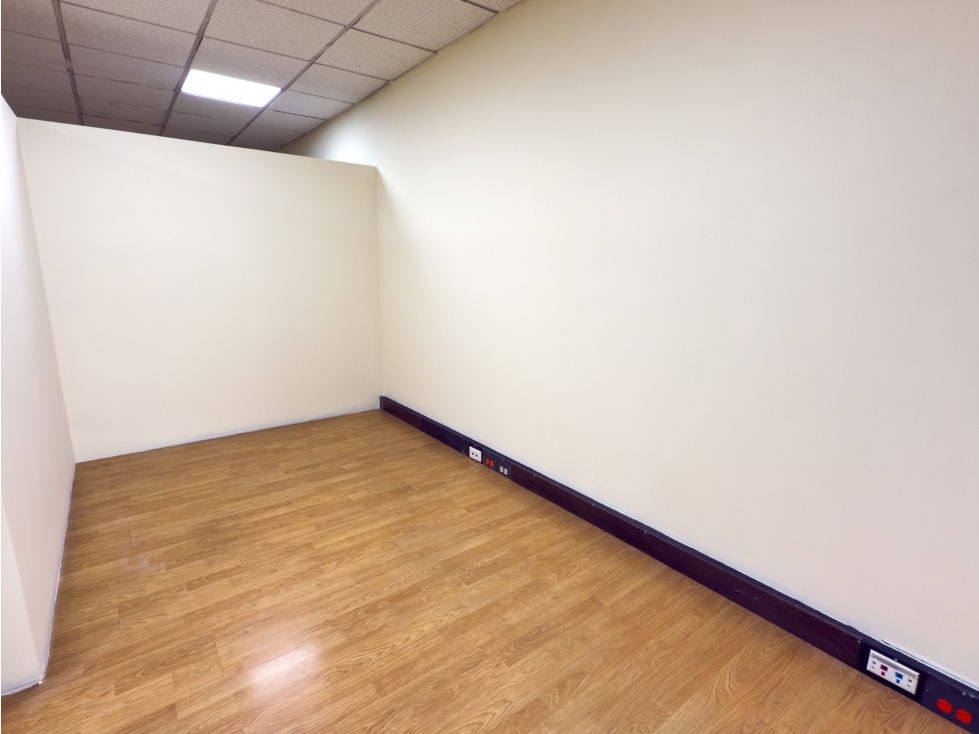 Arriendo Oficina en Santa Barbara Occidental - Bogota — foto 6