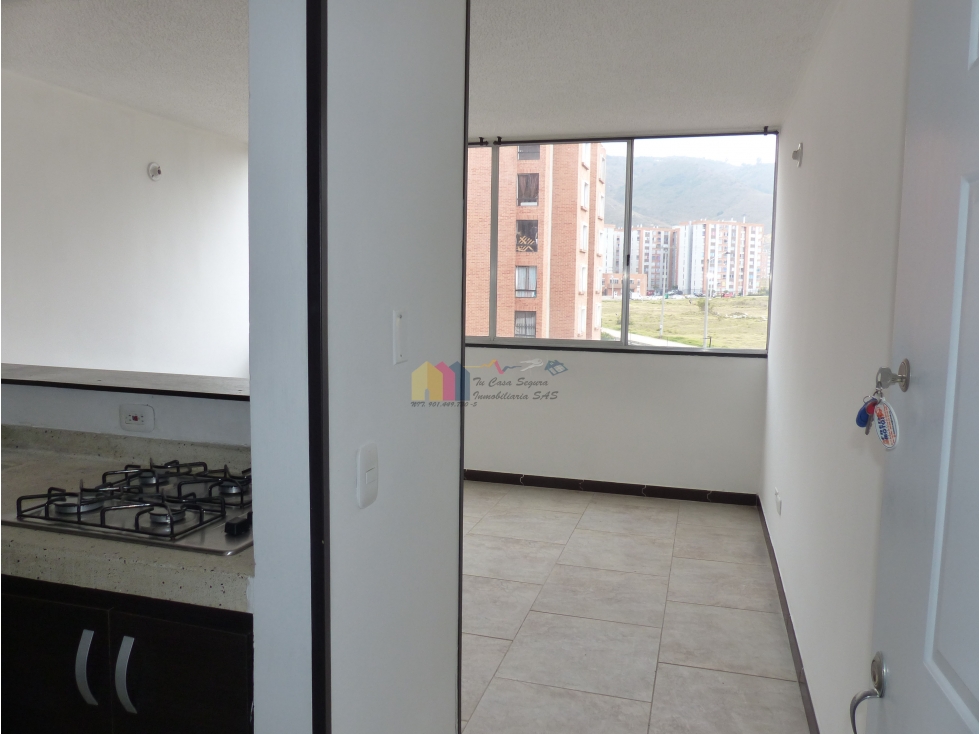 ARRIENDO HERMOSO APARTAMENTO EN AGRUPACION MOMPOS / MAIPORE SOACHA — foto 3