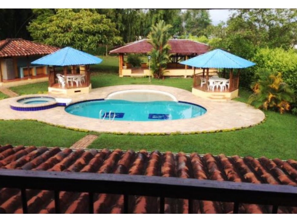 VENDO CASA CAMPESTRE MUY CERCA DE LA VIA PRINCIPAL PEREIRA CERRITOS — foto 4