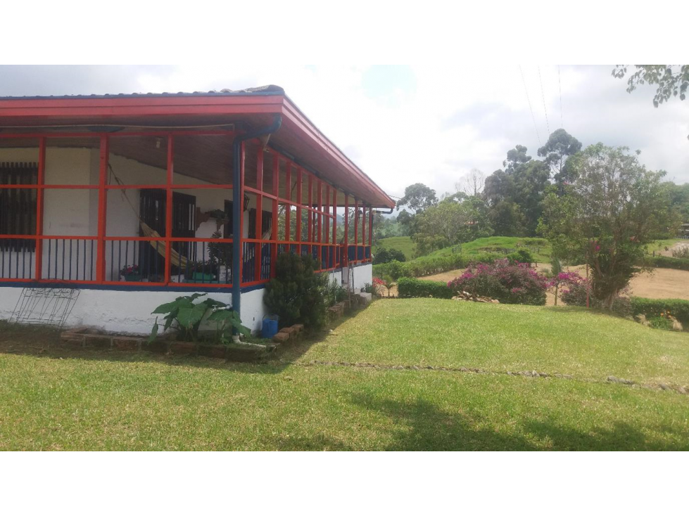 VENTA DE CASA CAMPESTRE CON HERMOSA VISTA
