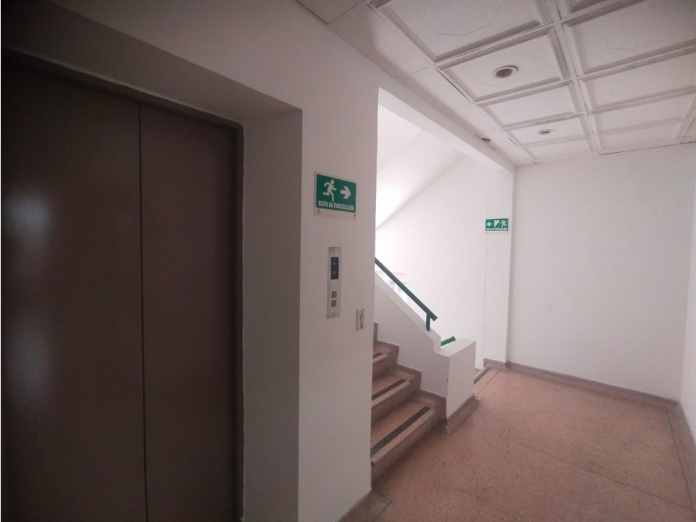 SE ALQUILA EDIFICIO EN EL CENTRO PEREIRA PARA OFICINA - 6