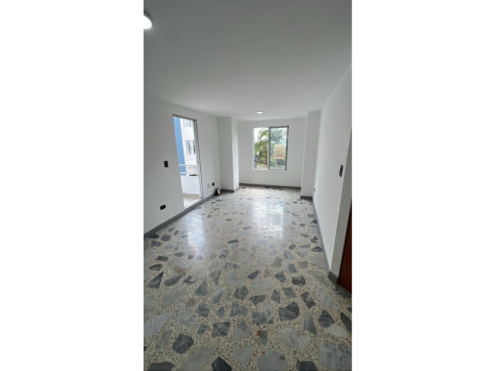 VENDO APARTAMENTO EN CONJUNTO EN LA AVENIDA LAS AMERICAS — foto 2