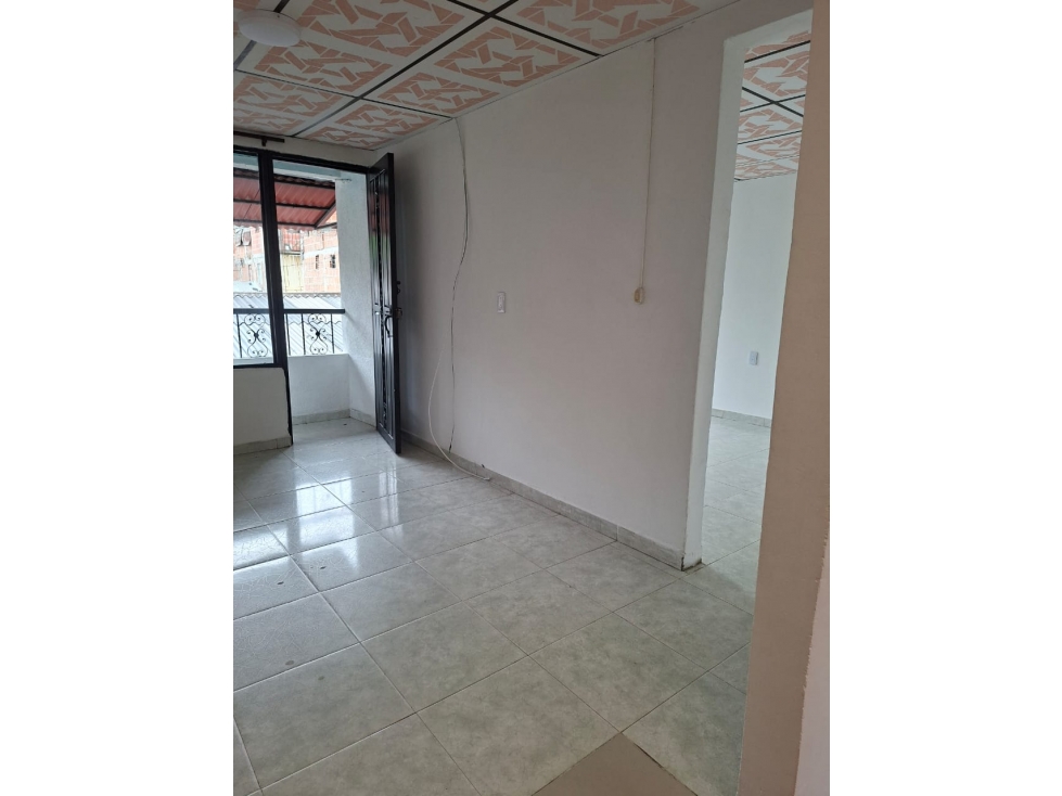 Vendo Casa de pisos independientes — foto 3