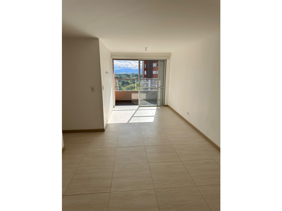 RENTO HERMOSO APARTAMENTO UBICADO EN UNA EXCELENTE ZONA DE PEREIRA