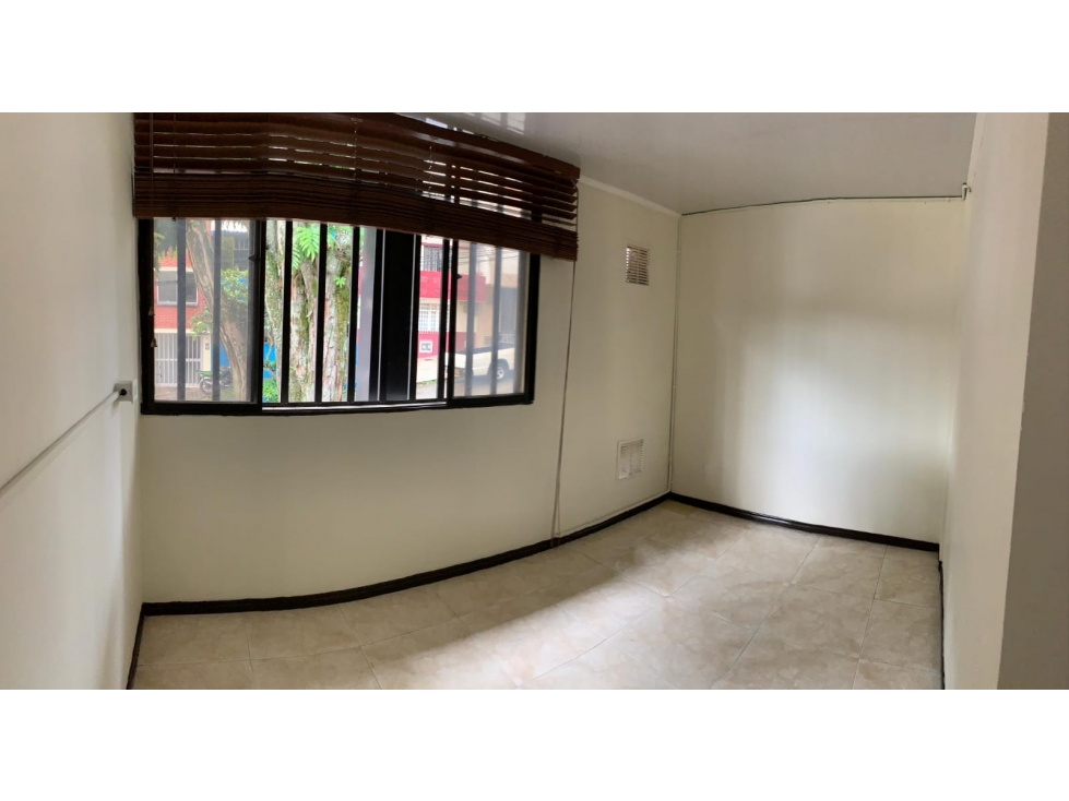 Vendo casa con locales muy cerca al centro — foto 6