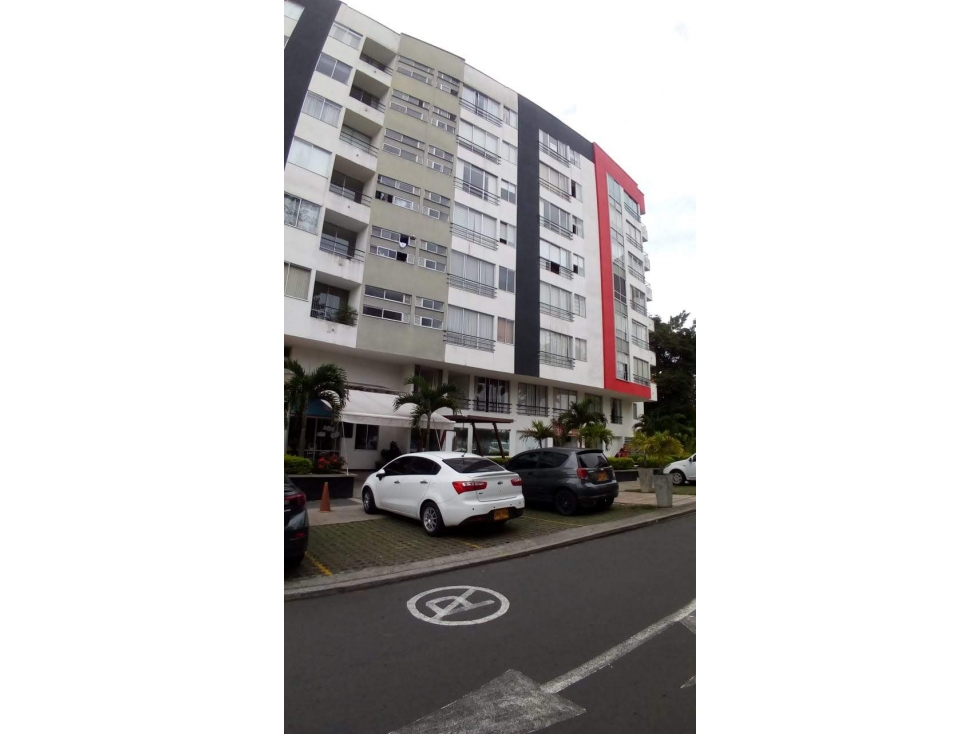 VENDO APARTAMENTO DE 3 ALCOBAS CON PARQ Y CUARTO UTIL ALAMOS PEREIRA