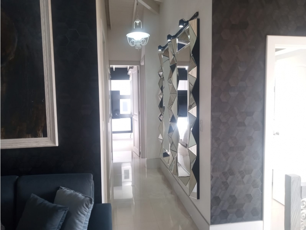 ARRIENDO APARTAMENTO AMOBLADO PARQUEADERO CUBIERTO AV 30 DE AGOSTO — foto 6