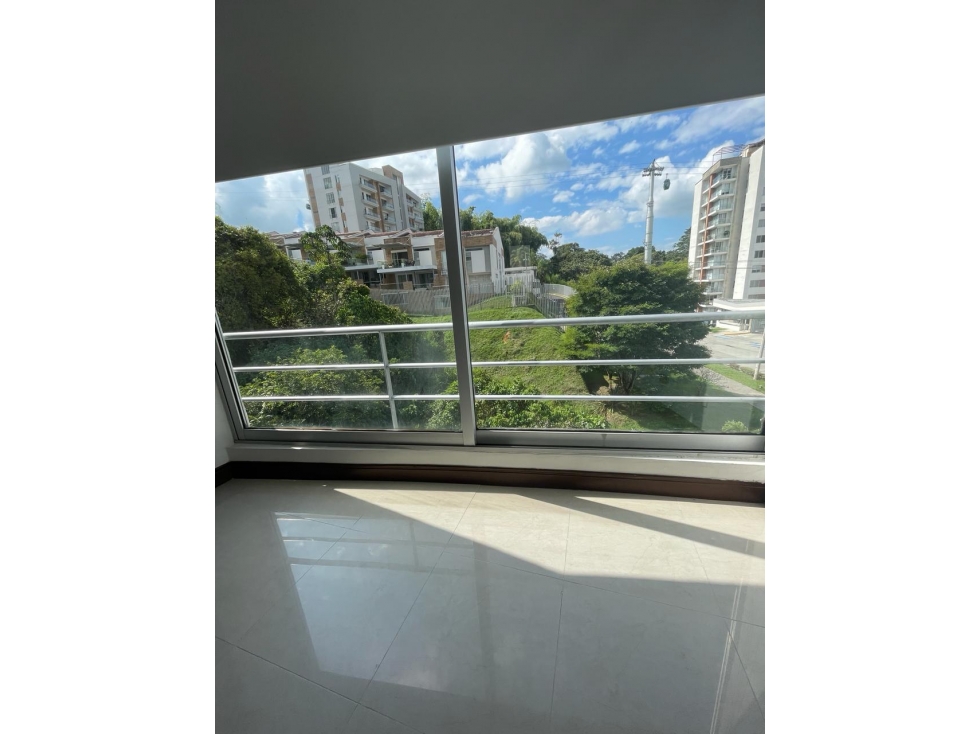 VENDO ESPECTACULAR CASA EN SECTOR PINARES PEREIRA — foto 3